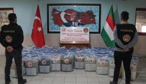 Bakan Muş duyurdu: Bir TIR’da 1 ton 18 kilo metamfetamin ele geçirildi