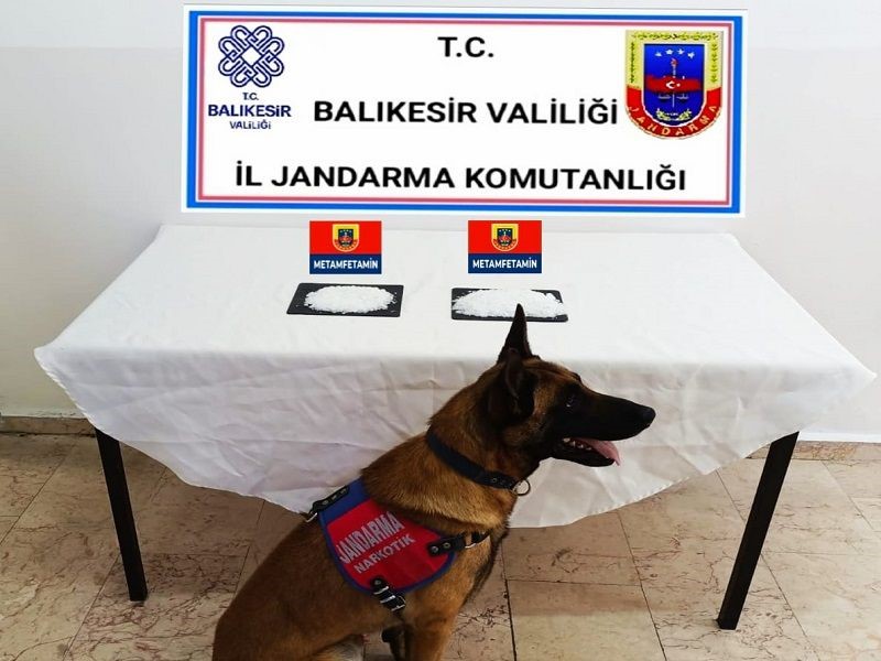 Balıkesir’de jandarma ekiplerinin uyuşturucu