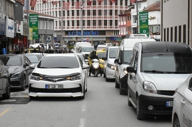 Balıkesir‘de temmuz ayında trafiğe kayıtlı araç sayısı 568 bin 42