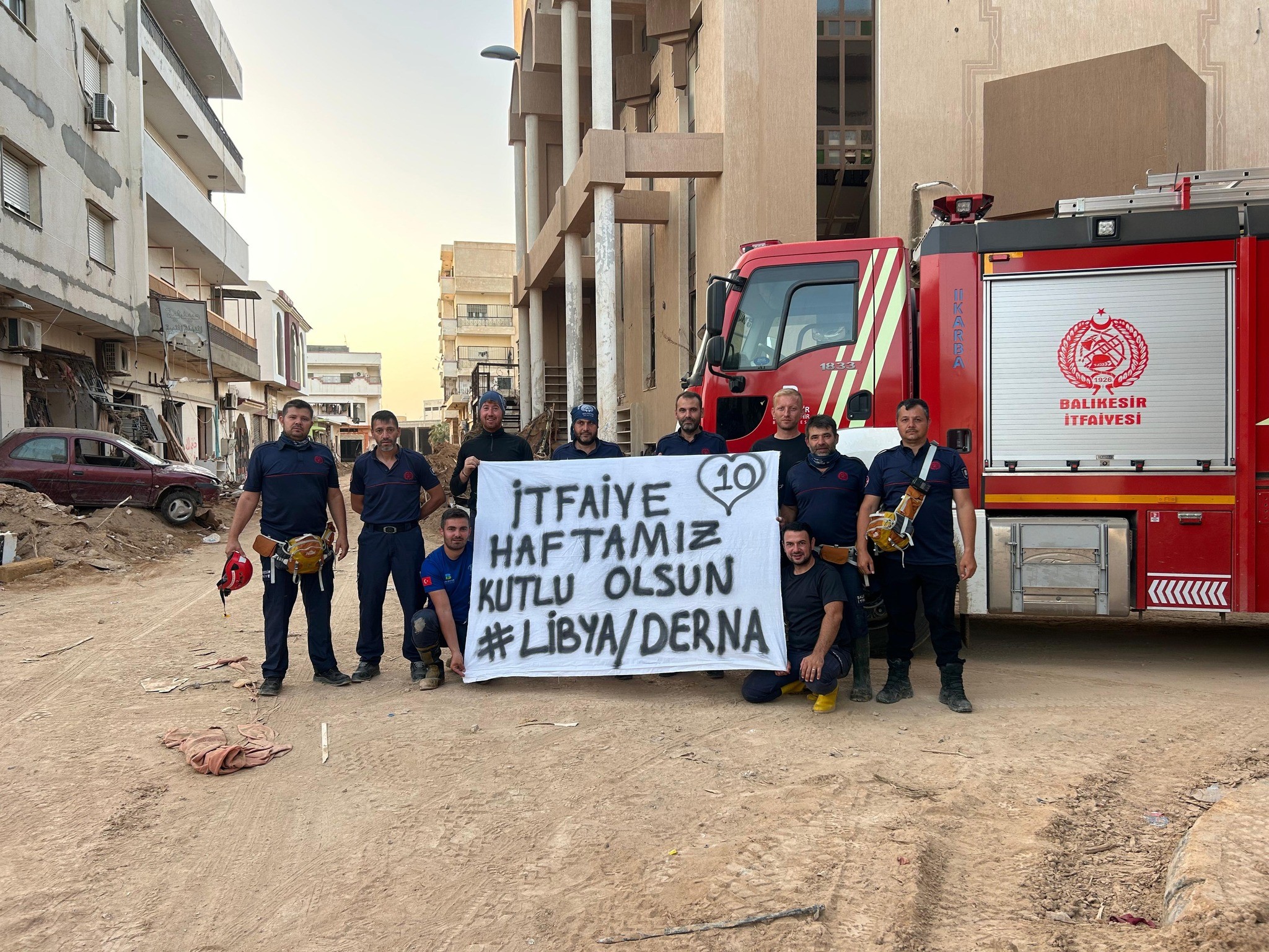 Balıkesir Büyükşehir Belediyesi’nin kahraman itfaiyecileri,