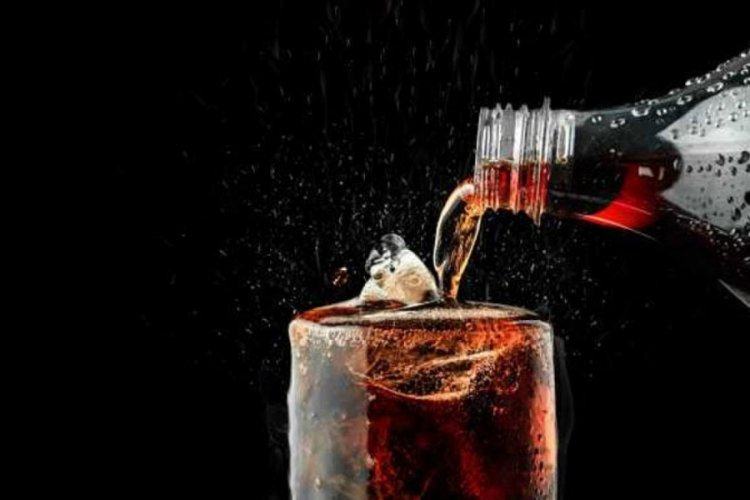 Tekel Bayileri Yardımlaşma Derneği (TBYD) Başkanı Erol Dündar, Coca Cola