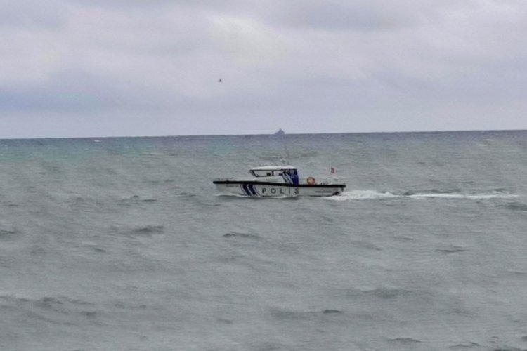 Marmara Denizi’nde Karacabey açıklarında dün sabah saatlerinde batan gemideki 6