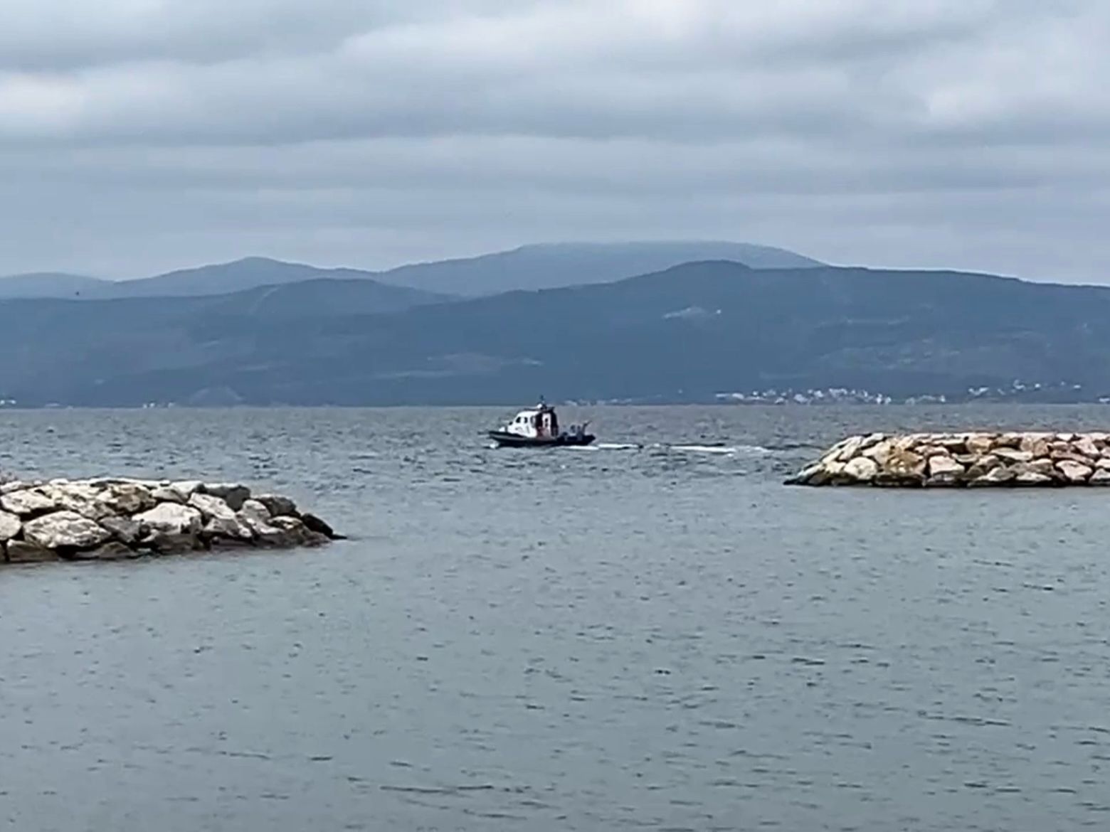 Marmara Denizi’nde batan kuru yük gemisinin kayıp mürettebatını arama çalışmaları