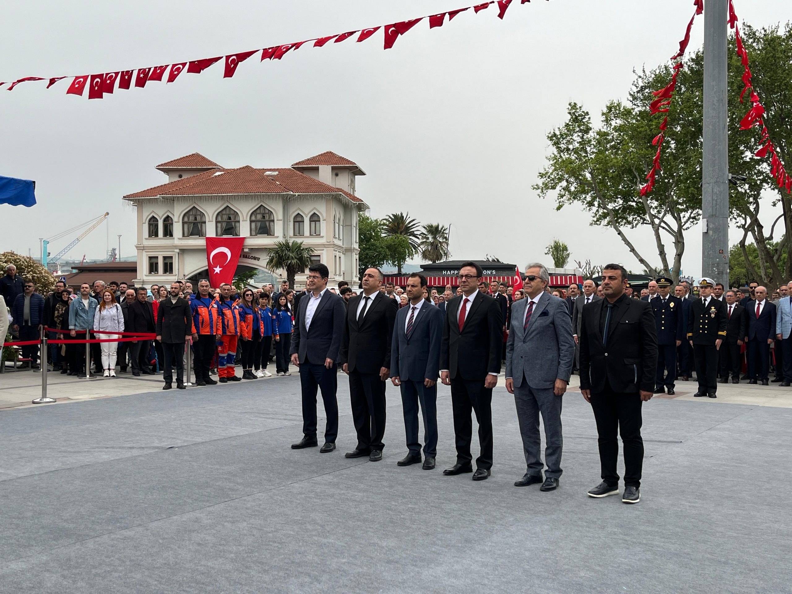 Balıkesir’in Bandırma ilçesinde “23 Nisan Ulusal Egemenlik ve Çocuk bayramı”