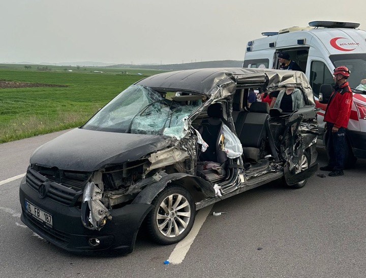 Balıkesir’in Gönen ilçesinde meydana gelen trafik kazasında 1 kişi hayatını