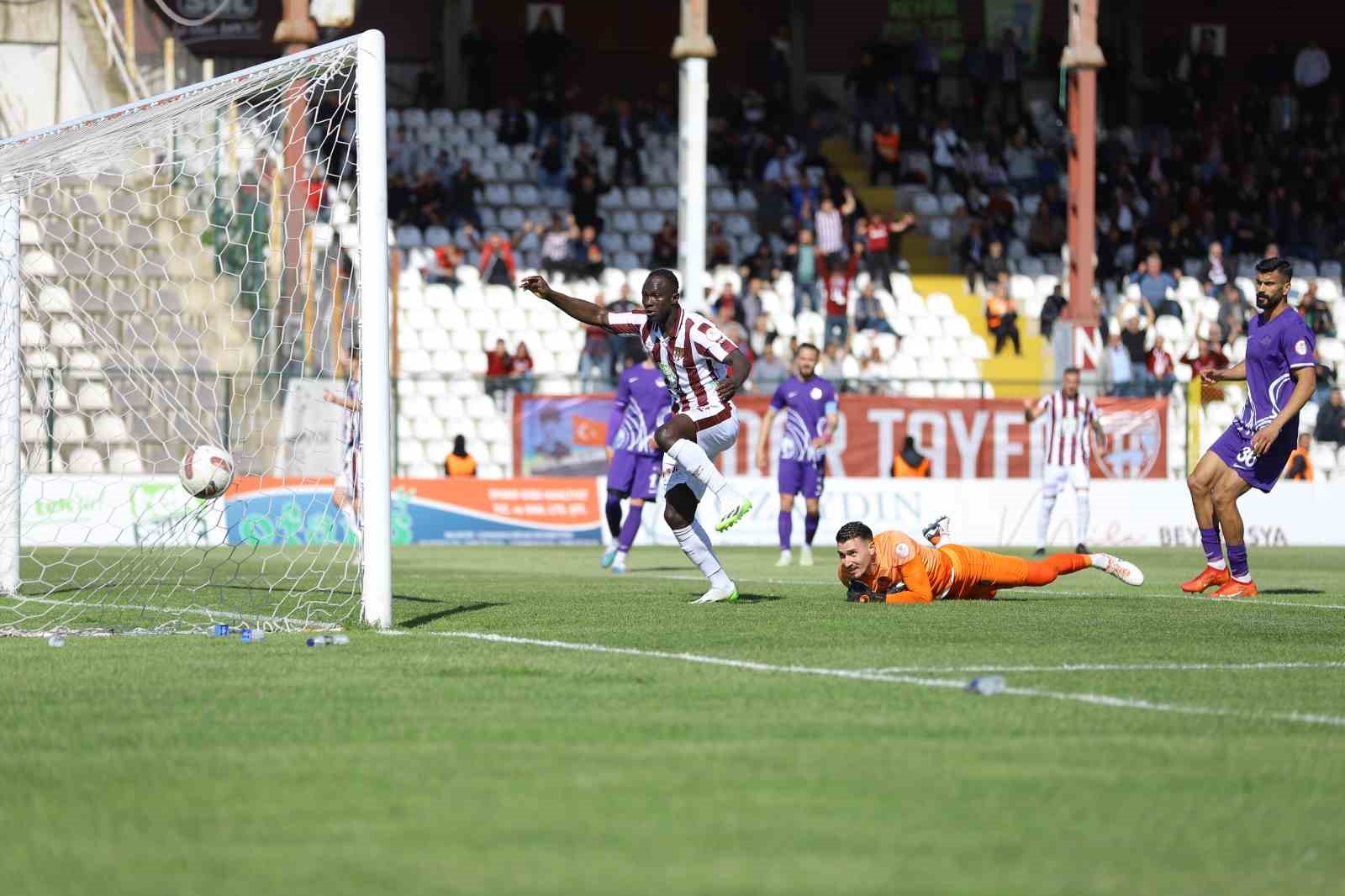 1. Lig’in 33. hafta maçında Bandırmaspor sahasında Ankara Keçiörengücü ile