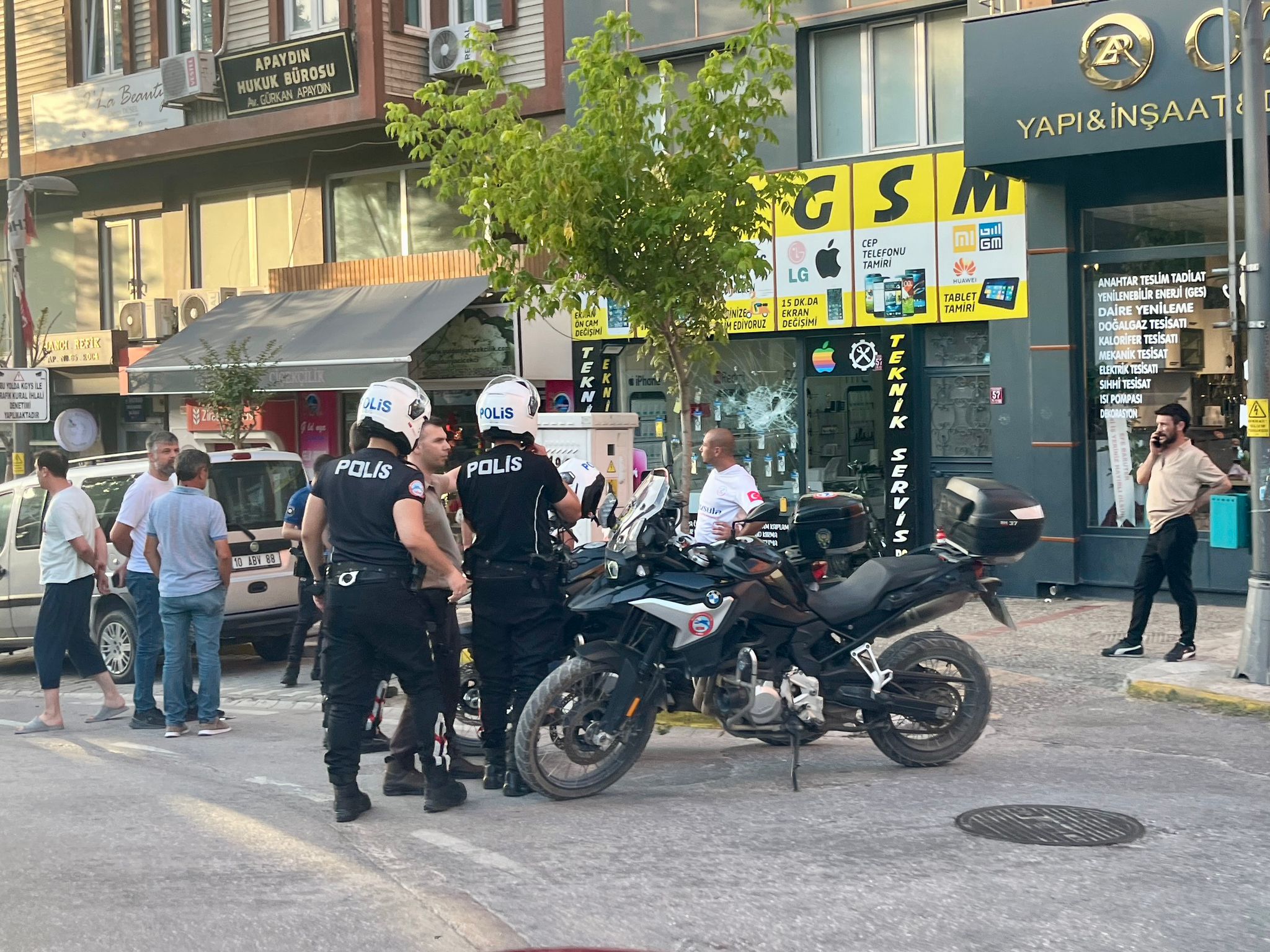 Balıkesir’in Bandırma ilçesindeki bir işletmede alacak verecek tartışması nedeniyle çıkan