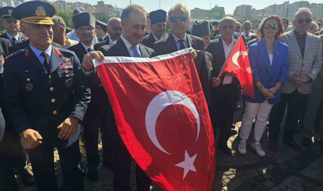 Balıkesir’in Bandırma ilçesine, Türkiye Cumhuriyeti’nin kurucusu Gazi Mustafa Kemal Atatürk’ün,