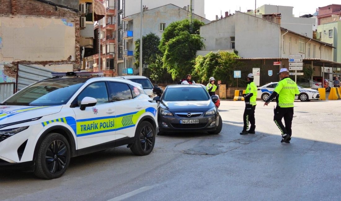 Balıkesir'in Erdek ilçesinde motosiklet,