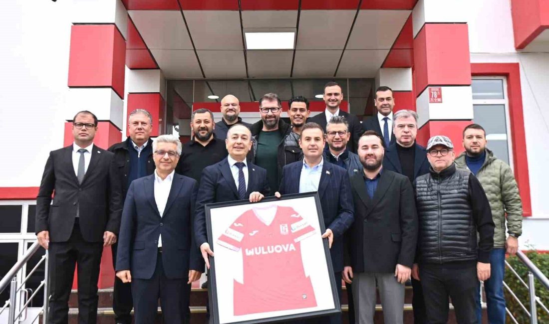 Balıkesir Büyükşehir Belediye Başkanı Ahmet Akın, Balıkesirspor Kulübü’nü ziyaret etti