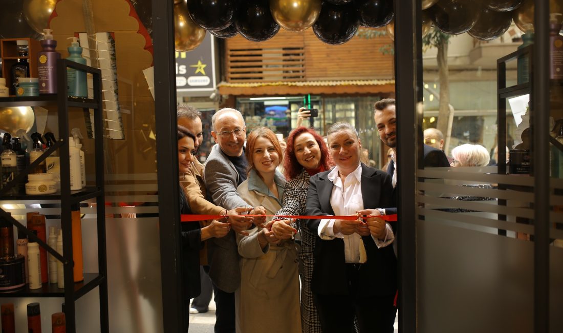 İhsaniye Mahallesi İstiklal Caddesi