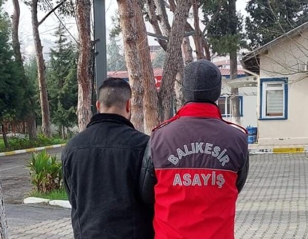 Balıkesir’de silahla yağma suçundan aranan ve 41 yıl kesinleşmiş hapis