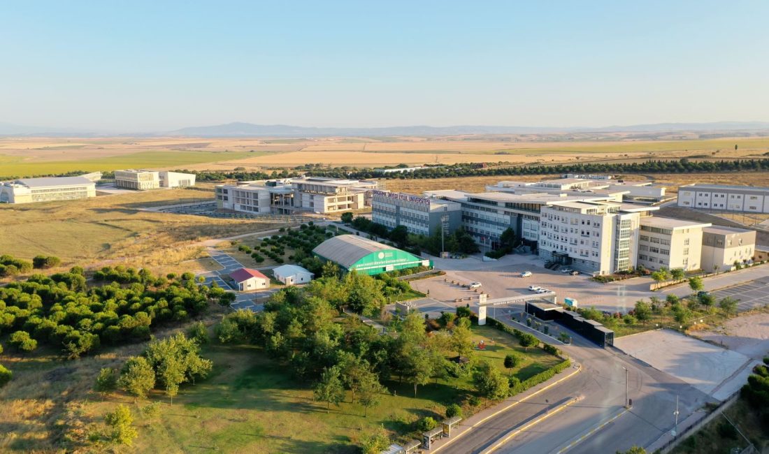 Balıkesir Büyükşehir Belediyesi’ne bağlı olarak Bandırma Onyedi Eylül Üniversitesi’nde hizmet