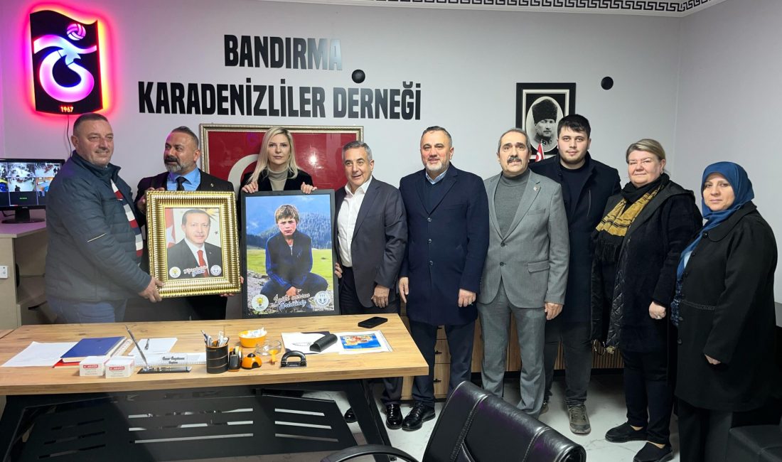 Ak Parti ilçe teşkilatı saha çalışmalarına aralıksız devam ediyor. Bu