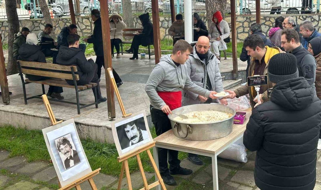 Balıkesir’de Ferdi Tayfur hayranı olan İl Halk Kütüphanesi personeli Özkay