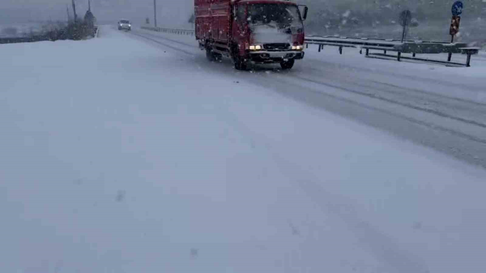 Balıkesir-Susurluk yolu Şamlı Mahallesi yakınlarında Bursa istikametine seyir halinde olan