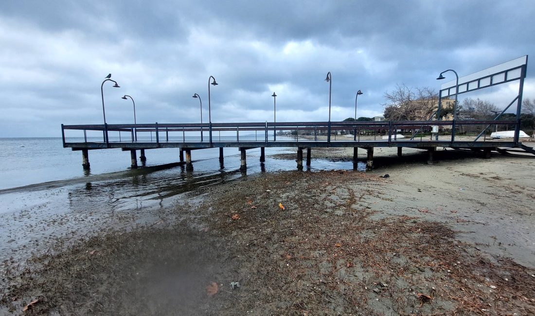 Balıkesir’in Erdek ilçesi ve Kapıdağ Yarımadası kıyılarında deniz suyu metrelerce