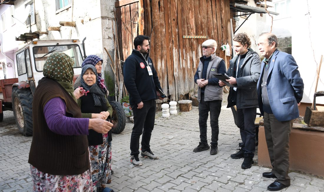 Balıkesir Büyükşehir Belediye Başkanı Ahmet Akın’ın sorunların yerinde dinlenerek ivedilikle