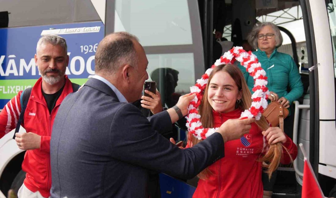 Antalya’da düzenlenen Yıldızlar ve Gençler Avrupa Eskrim Şampiyonası’nda başarılar elde