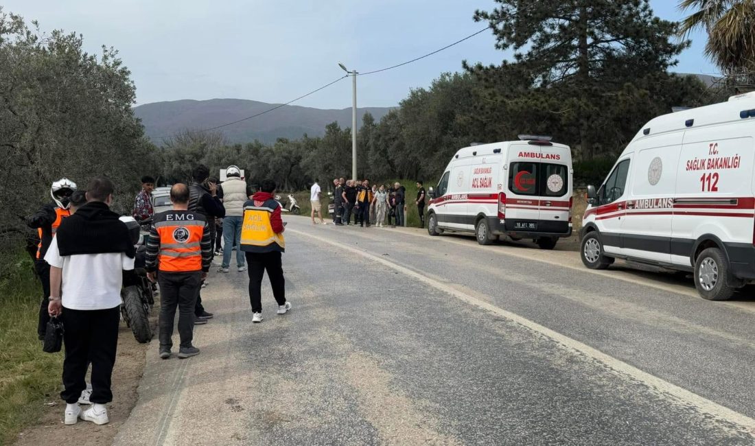 Balıkesir’in Erdek ilçesinde 1 otomobil ve 2 motosikletin karıştığı trafik