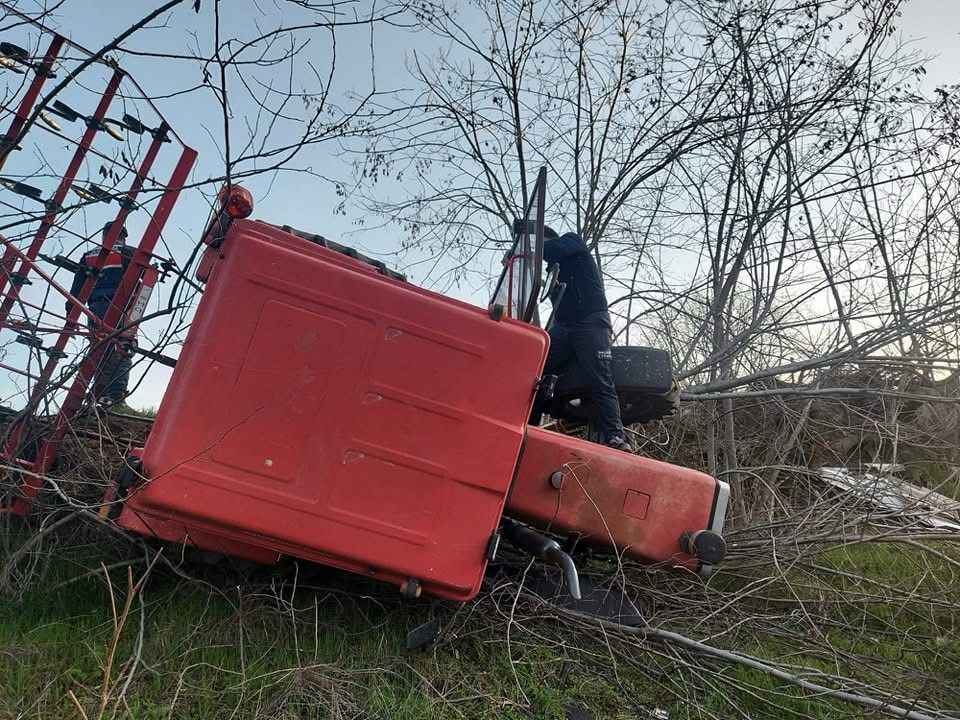 Balıkesir’in Susurluk ilçesinde meydana gelen trafik kazasında traktör sürücüsü hayatını