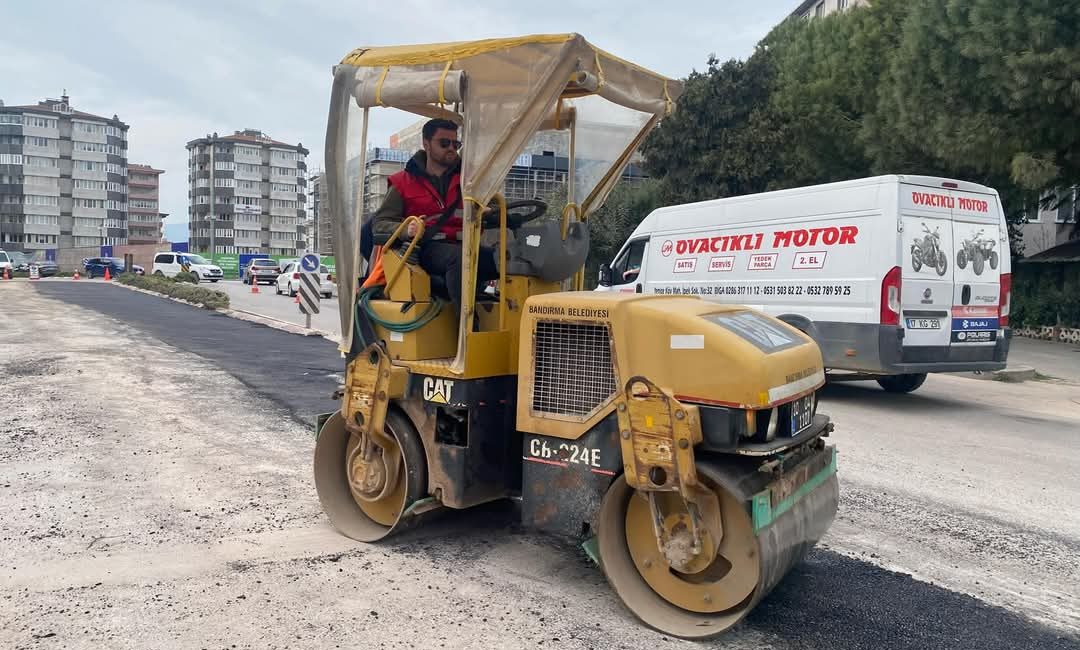 Bandırma Belediyesi, kent genelinde ulaşımı daha güvenli ve konforlu hale